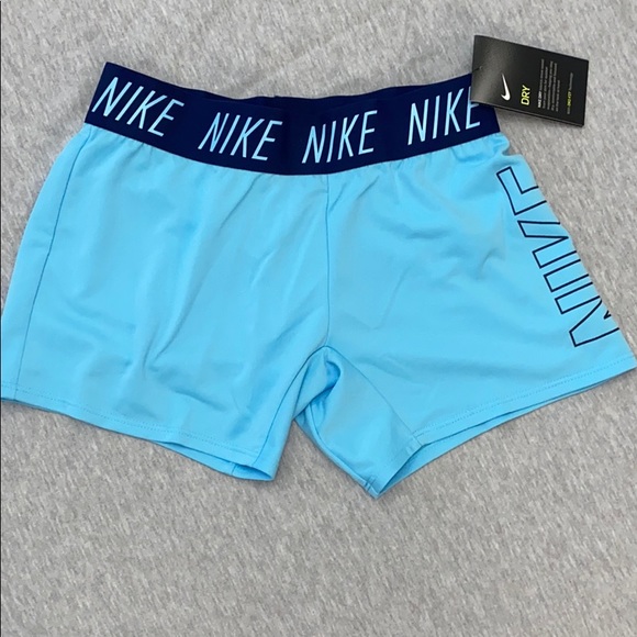 Nike Other - Girls medium Nike Dri-Fit NWT